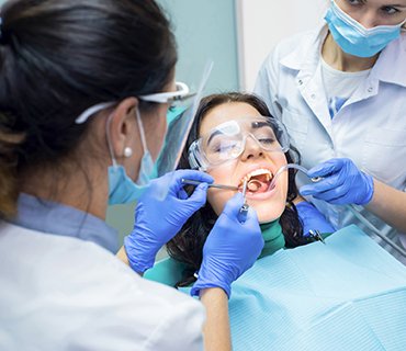 mic-dental-treatment